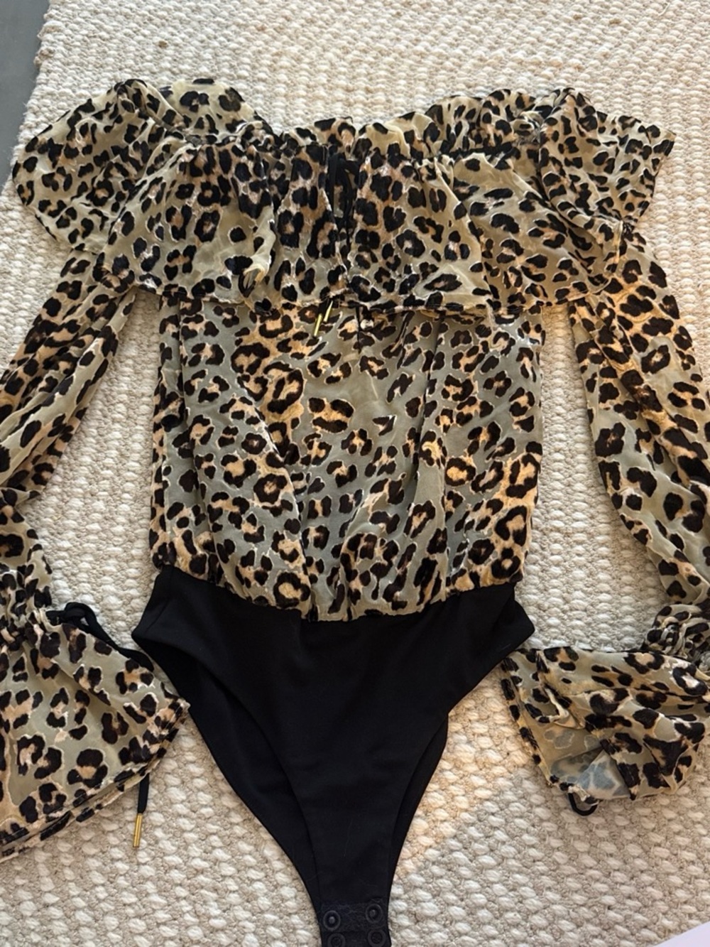 House of Harlow 1960 Leopard-Print Off-Shoulder Bodysuit in Black and Tan